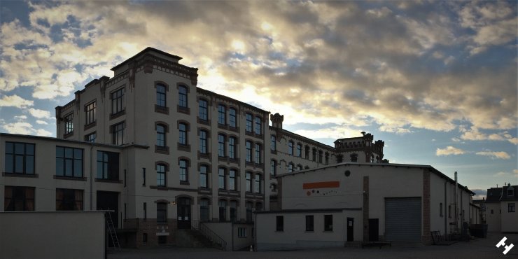 Werksgebäude der ehemaligen VEB Volltuch im Ensemble