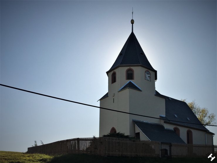 Kirchenbau aus dem Jahre 1222 direkt am Vorstau der Koberbachtalsperre